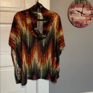 Women’s JohnPaulRichard blouse. Size large.
